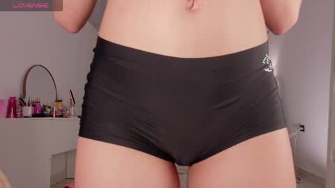 Snapshot of angelica_soft chatting on February 2026 10:44:01 PM U can call me Angel online show from February 2026 10:44:01 PM