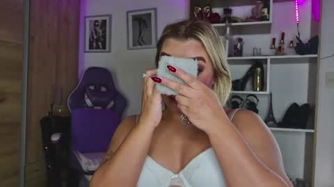 Snapshot of angelica_sparks chatting on July 2026 12:13:01 AM Angelica Sparks online show from July 2026 12:13:01 AM