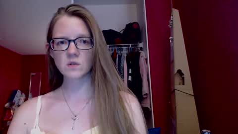 Snapshot of angelicangel3 chatting on October 2025 12:47:01 AM AngelicAngel online show from October 2025 12:47:01 AM