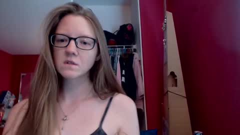 Snapshot of angelicangel3 chatting on November 2025 06:07:02 PM AngelicAngel online show from November 2025 06:07:02 PM