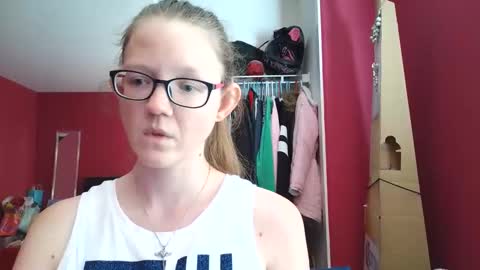 Snapshot of angelicangel3 chatting on November 2025 07:46:02 PM AngelicAngel online show from November 2025 07:46:02 PM