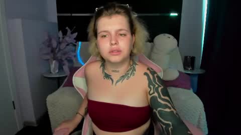 angelina_meaw online show from August 2026 08:24:01 AM