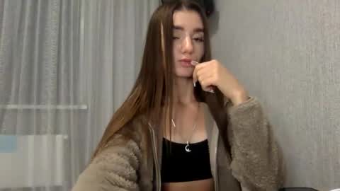 Angelina online show from September 2025 07:26:01 PM