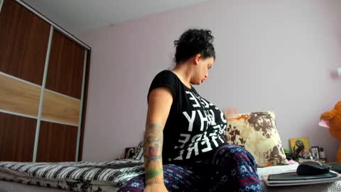 Angelina online show from February 2025 07:50:01 AM