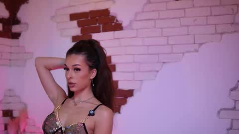 Snapshot of angelinagia chatting on October 2025 10:22:01 PM  Angelina  online show from October 2025 10:22:01 PM