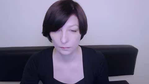 Snapshot of angelinalov_ chatting on January 2025 11:17:01 AM Angelina online show from January 2025 11:17:01 AM