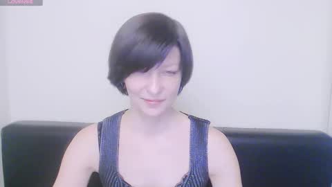 Snapshot of angelinalov_ chatting on February 2025 10:54:02 AM Angelina online show from February 2025 10:54:02 AM
