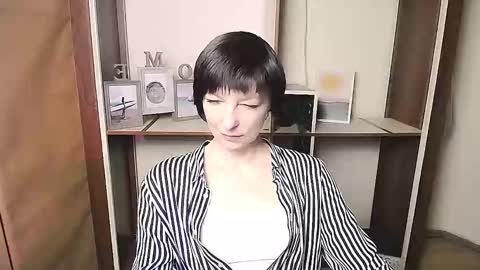 Angelina online show from February 2026 10:16:01 AM