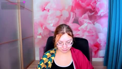 AngelinaLow online show from February 2026 12:30:01 PM