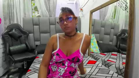 Snapshot of angelinamurphy chatting on November 2025 03:05:02 AM AngelinaMurphy online show from November 2025 03:05:02 AM