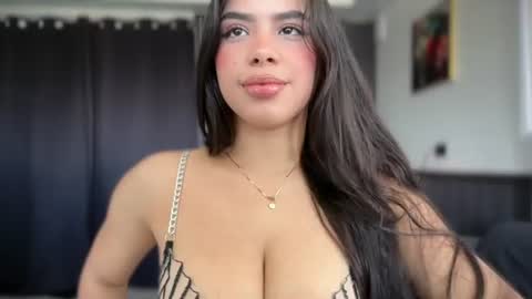 Angelina Weiss online show from July 2026 07:08:02 PM