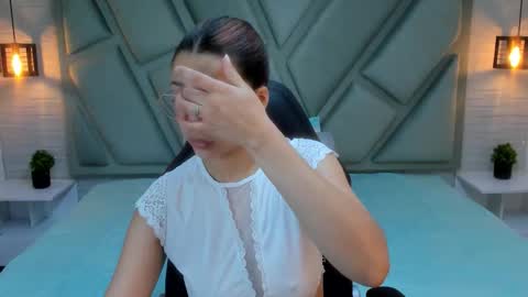 angeline_davies online show from March 2026 12:22:01 PM