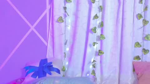 Snapshot of angelique_murphy chatting on January 2025 11:00:01 AM Angelique Murphy online show from January 2025 11:00:01 AM