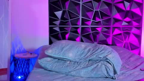 Snapshot of angelique_murphy chatting on March 2025 10:35:01 AM Angelique Murphy online show from March 2025 10:35:01 AM