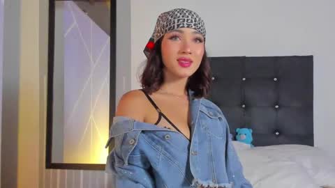 Snapshot of angelique_murphy chatting on September 2025 08:36:02 AM Angelique Murphy online show from September 2025 08:36:02 AM