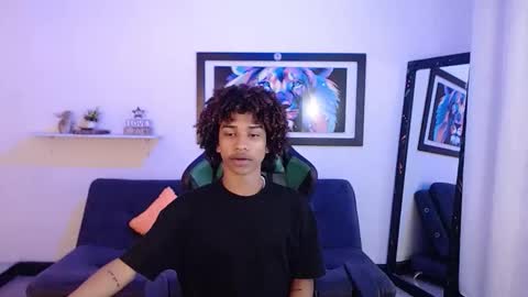 Angel online show from October 2025 08:16:02 PM