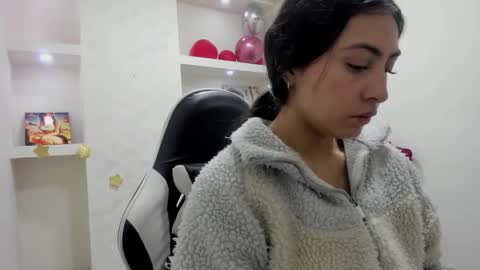 Snapshot of angell_cooper8 chatting on February 2026 01:29:02 PM Angell cooper8 online show from February 2026 01:29:02 PM