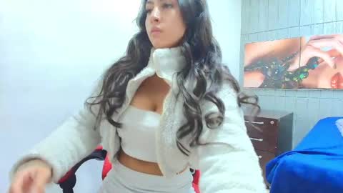 Angell cooper8 online show from April 2026 12:17:02 PM