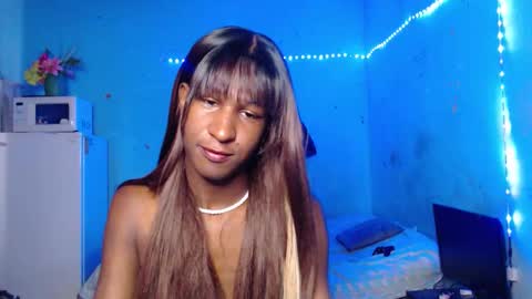 Danielle online show from October 2025 07:31:02 PM