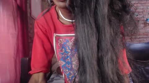 Danielle online show from December 2025 07:43:01 PM