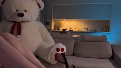 angelmi171 online show from November 2025 06:40:02 PM