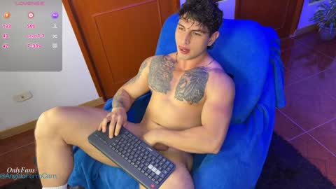 Snapshot of angeloferro1 chatting on January 2025 05:41:01 AM Angelo Ferro online show from January 2025 05:41:01 AM