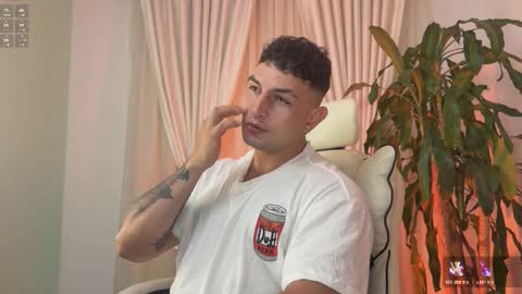 Snapshot of angeloferro1 chatting on December 2025 02:50:02 AM Angelo Ferro online show from December 2025 02:50:02 AM