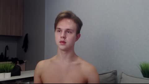 Snapshot of angelraaay chatting on October 2025 09:59:01 AM Angel online show from October 2025 09:59:01 AM