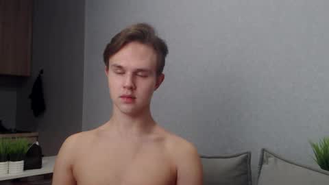 Snapshot of angelraaay chatting on November 2025 11:03:02 AM Angel online show from November 2025 11:03:02 AM