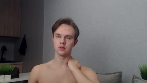 Snapshot of angelraaay chatting on December 2025 08:09:02 AM Angel online show from December 2025 08:09:02 AM