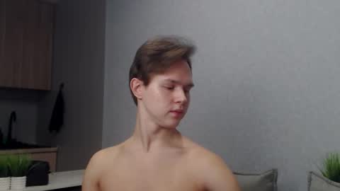 Snapshot of angelraaay chatting on December 2025 09:03:01 AM Angel online show from December 2025 09:03:01 AM