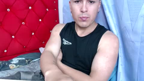 Snapshot of angels_0001 chatting on December 2024 06:14:02 AM angels_0001 online show from December 2024 06:14:02 AM