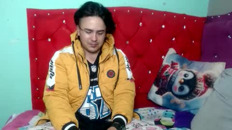 Snapshot of angels_0001 chatting on April 2026 03:06:01 AM angels_0001 online show from April 2026 03:06:01 AM