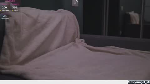 Nikki online show from February 2026 04:05:02 AM