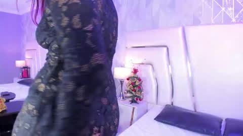 Snapshot of angelsblazze chatting on December 2025 08:35:01 PM Angel online show from December 2025 08:35:01 PM