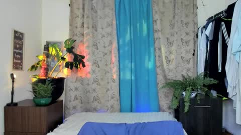 Snapshot of angelwhitte chatting on February 2026 12:07:01 AM angelwhitte online show from February 2026 12:07:01 AM