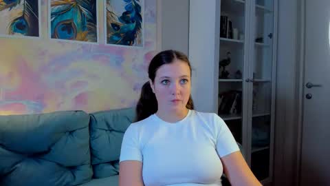 Snapshot of angely_lilly chatting on September 2025 08:05:01 AM Lilly online show from September 2025 08:05:01 AM