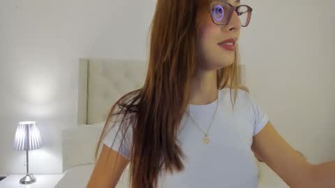 Angely  online show from February 2026 09:22:01 PM