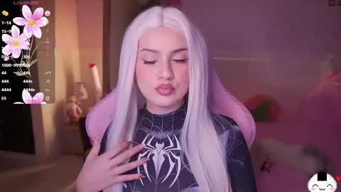 Snapshot of angelytaxx chatting on February 2026 04:11:01 AM Angel online show from February 2026 04:11:01 AM