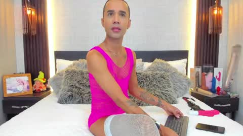 Snapshot of anghel_stone chatting on July 2026 02:16:01 AM Anghel Stone online show from July 2026 02:16:01 AM