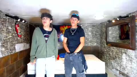 anghelytos online show from October 2025 09:10:02 PM