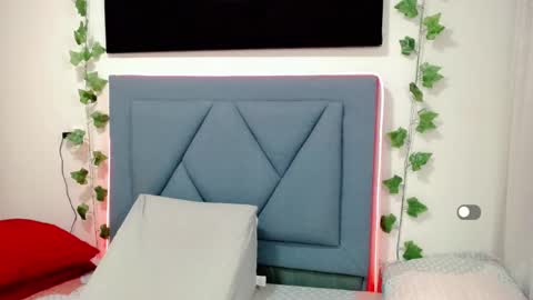 Angie online show from February 2025 10:56:02 AM