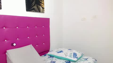 Angie online show from February 2025 11:27:01 AM