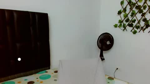 Angie online show from March 2025 02:12:01 PM