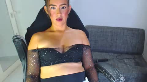 Snapshot of angie_dreamgirl chatting on November 2025 12:16:02 AM IG angie dreamgirl01 online show from November 2025 12:16:02 AM