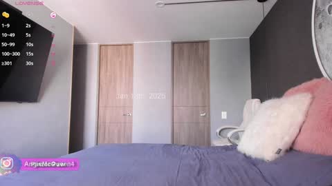 angie online show from January 2025 08:58:02 PM