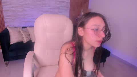 angie_smith_x online show from May 2026 10:57:02 AM