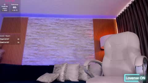 Snapshot of angie_smith_x chatting on June 2026 12:22:01 PM angie_smith_x online show from June 2026 12:22:01 PM