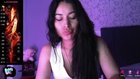 Snapshot of angiebaxter chatting on December 2024 02:04:01 AM Angiebaxt online show from December 2024 02:04:01 AM