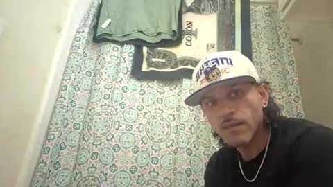 angrychicks83 online show from May 2026 05:56:01 AM